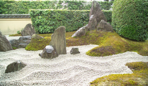 日本庭園 枯山水 枝折り戸 築地塀 鹿威し 水琴窟 毎日ことば