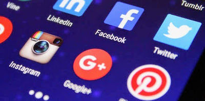 「SNS」どう説明？